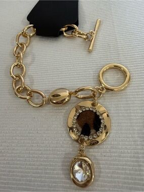 Gold-Tone Metal Cable Chain Dangle Charm Bracelet, Toggle, Adjustable 7.48"